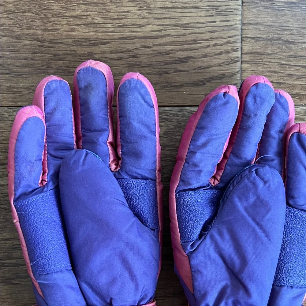 Kids Purple and Pink Winter Gloves Rocket Power Nickelodeon